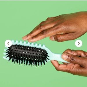 Bounce Curl Clump And Define Styling Defining Brush Bouncecurl - BRAND NEW